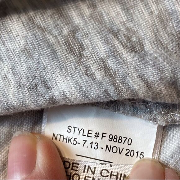 Marmot Gray Hooded Light Weight Pullover Top Size Medium - Picture 4 of 10